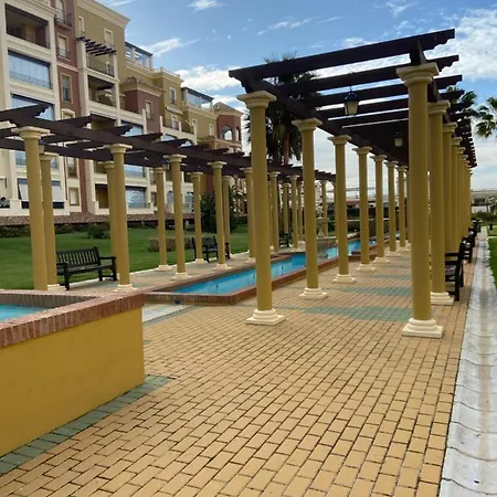 2 * Isla Canela